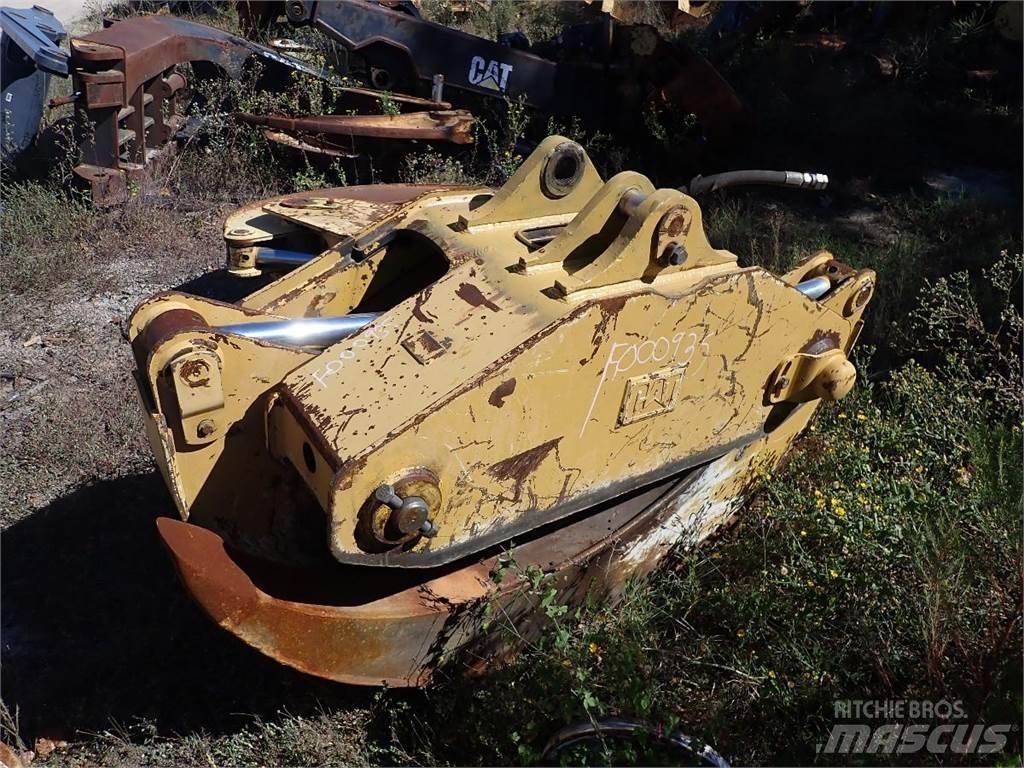 CAT 19' grapple Приспособления за захващане