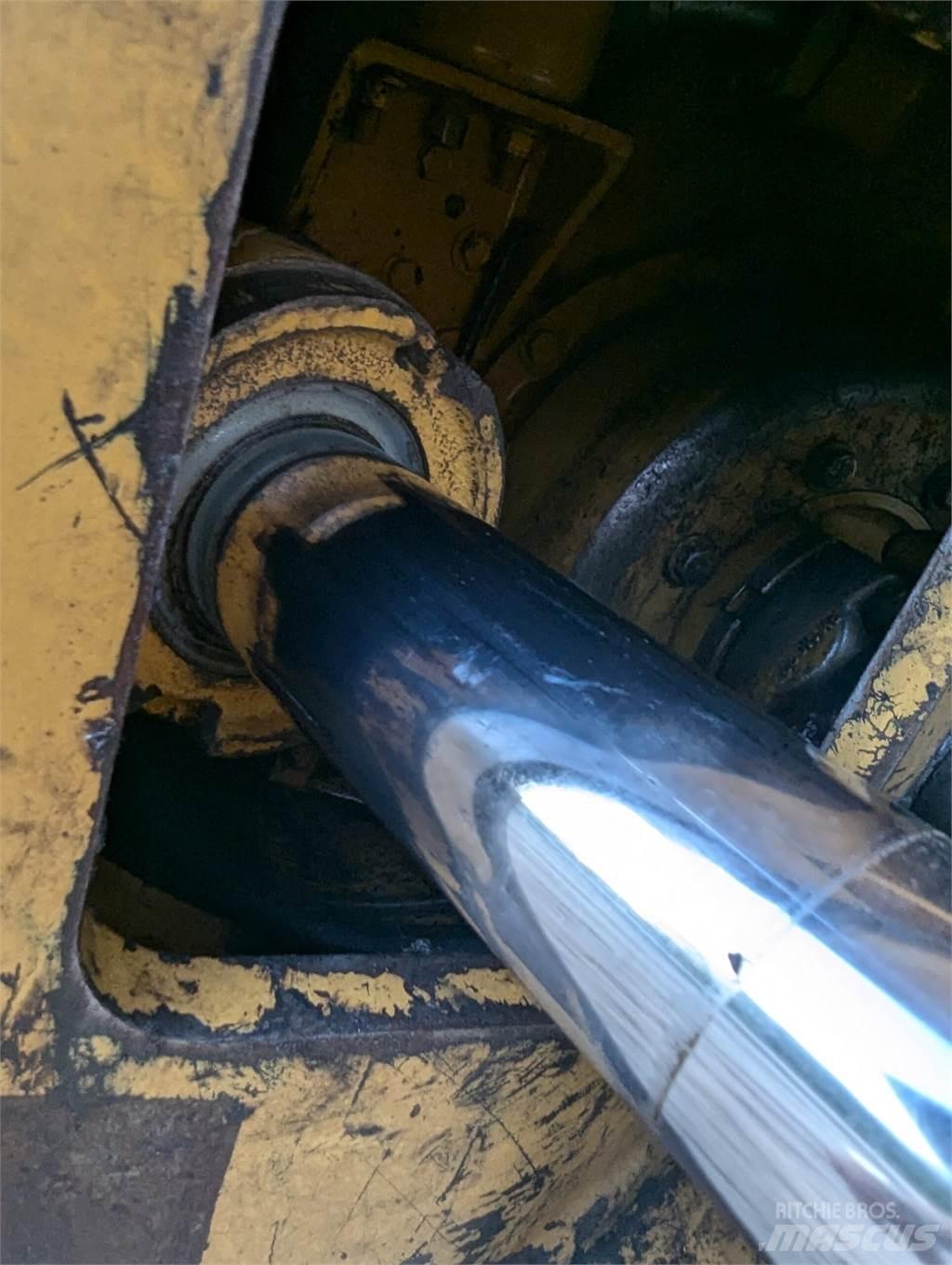 CAT 525C Горско стопанство - Други