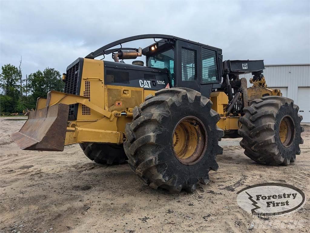 CAT 525C Скидери
