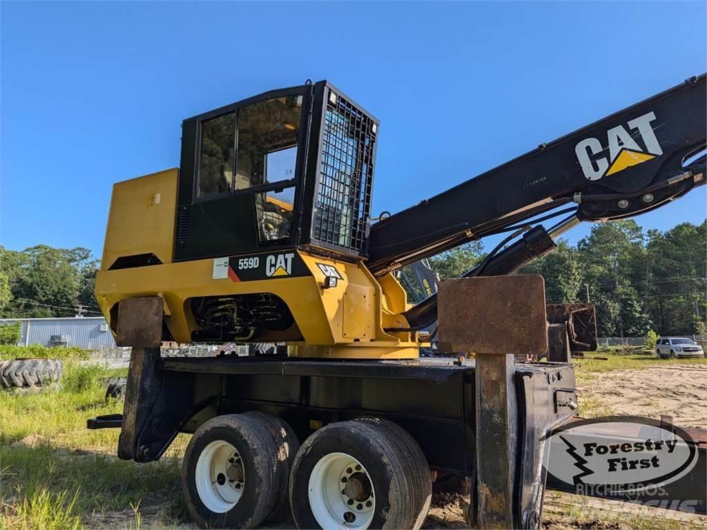 CAT 559D Товарачи с наклонена стрела
