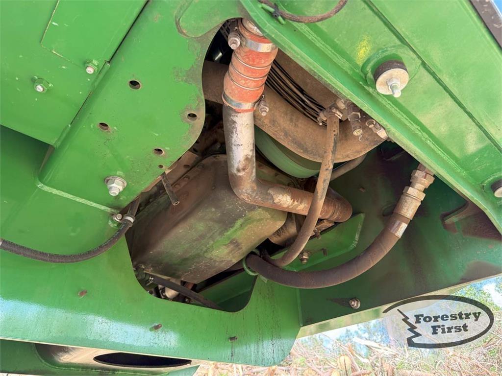 John Deere 437E Товарачи с наклонена стрела
