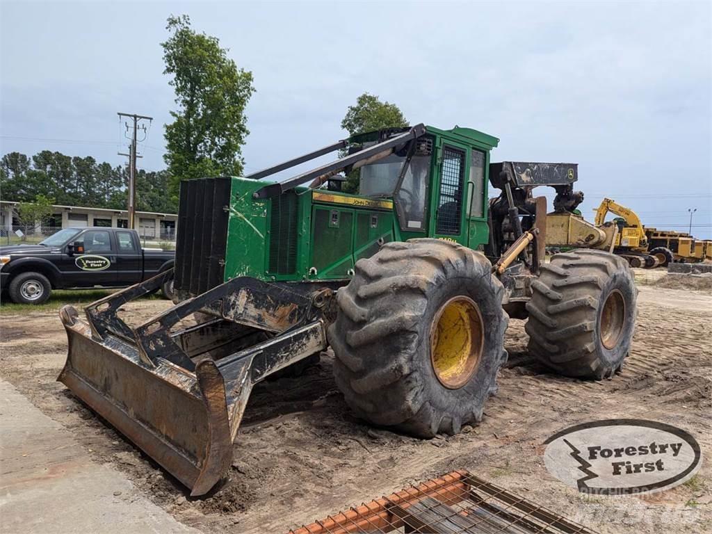 John Deere 748H Скидери
