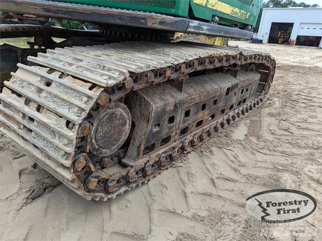 John Deere 853M Секачи
