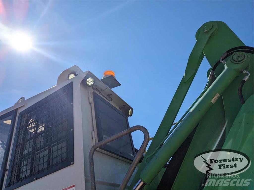 Sennebogen 830E Товарачи с наклонена стрела
