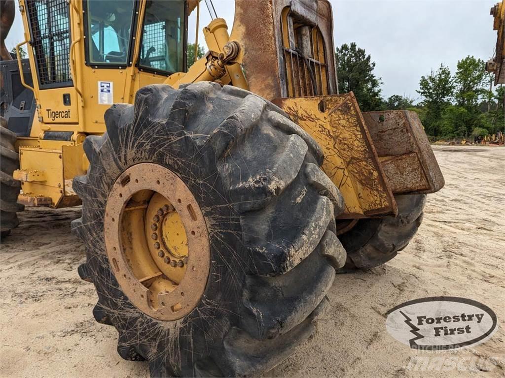 Tigercat 620E Скидери
