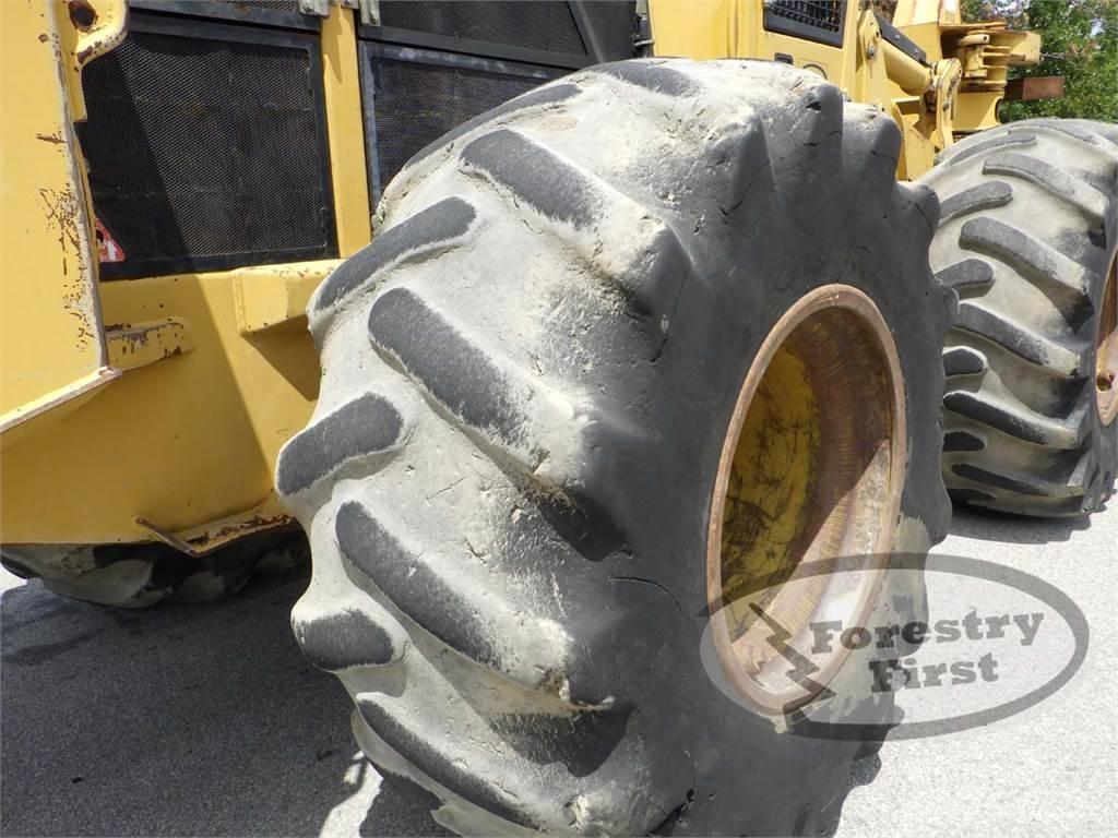 Tigercat 724G Секачи
