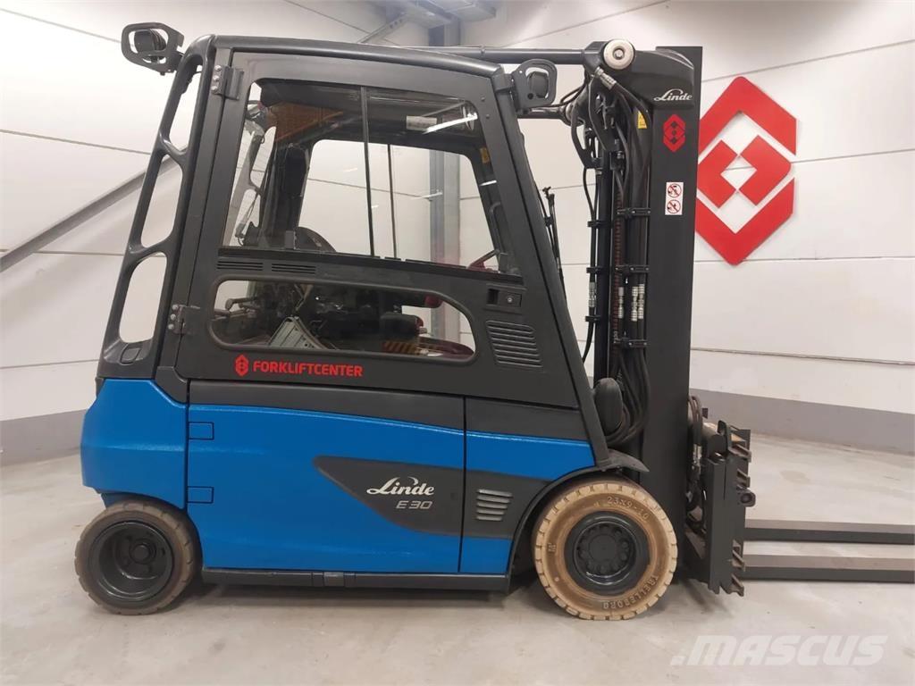 Linde E30L-01 Електрически вилични кари-повдигачи