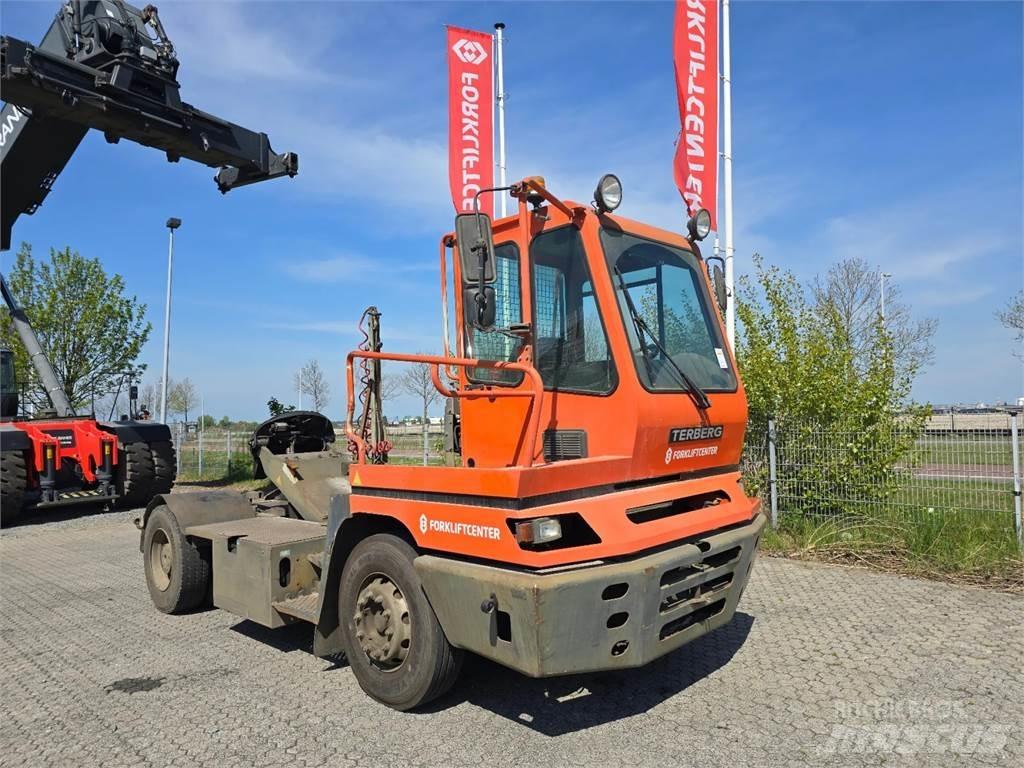 Terberg YT182 Терминални трактори