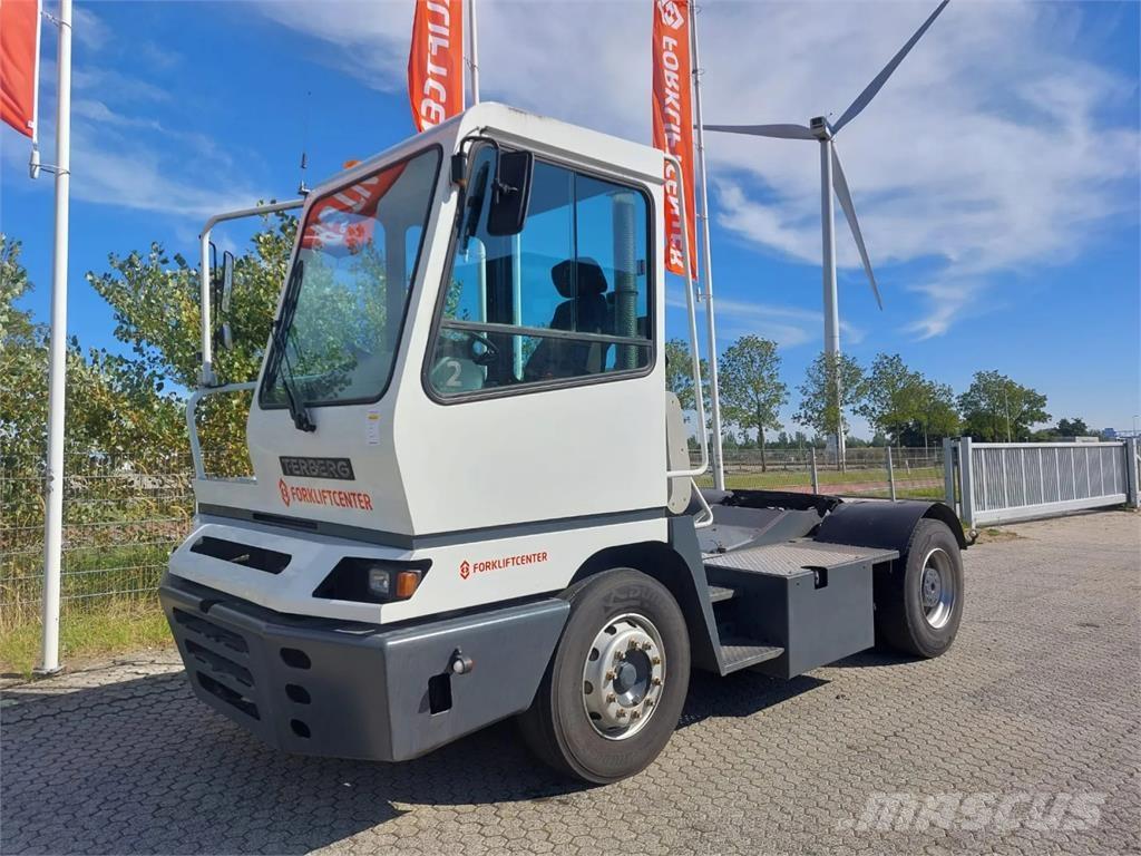 Terberg YT182 Терминални трактори