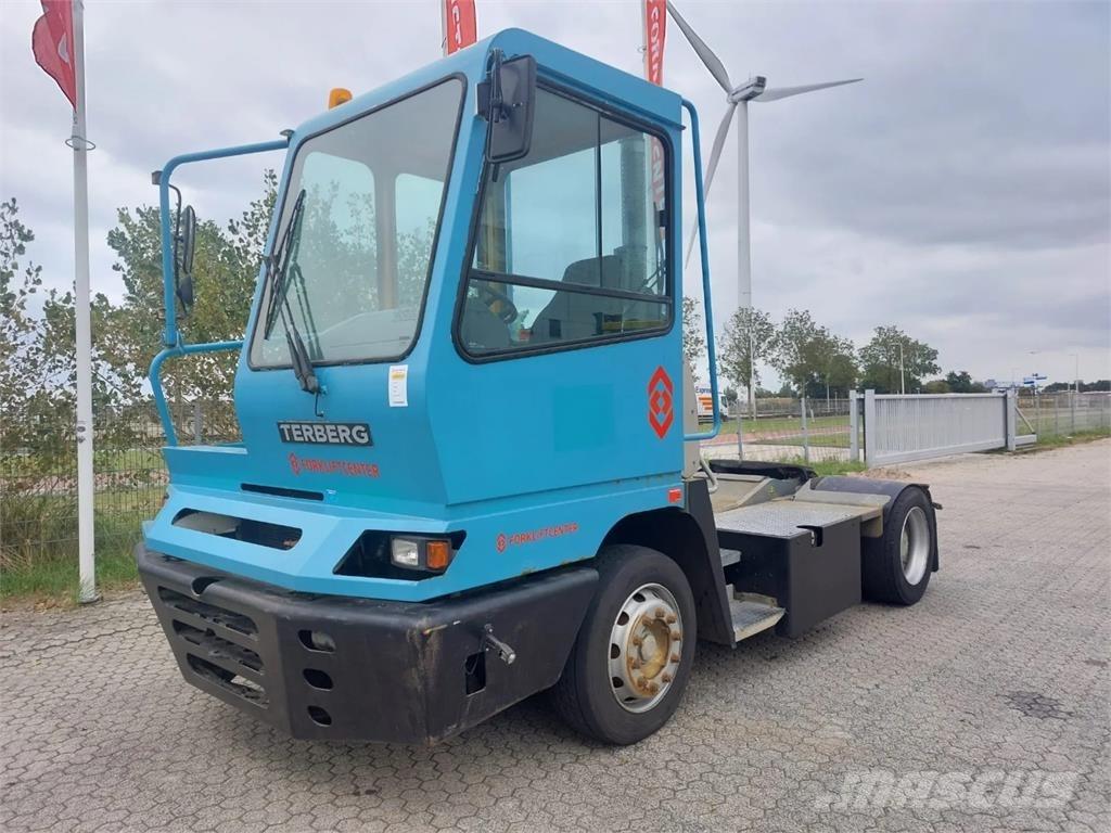 Terberg YT182 Терминални трактори