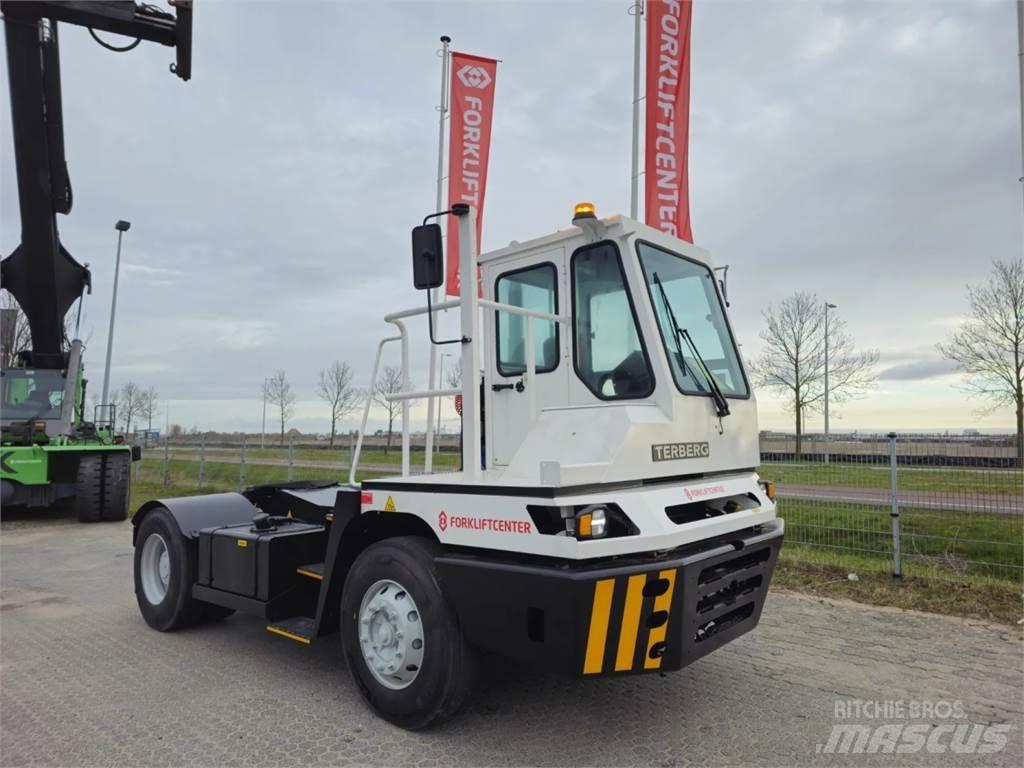 Terberg YT220 Терминални трактори