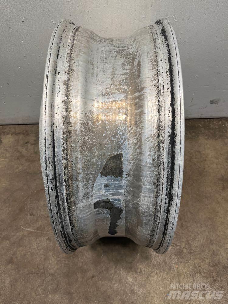 Alcoa  Гуми