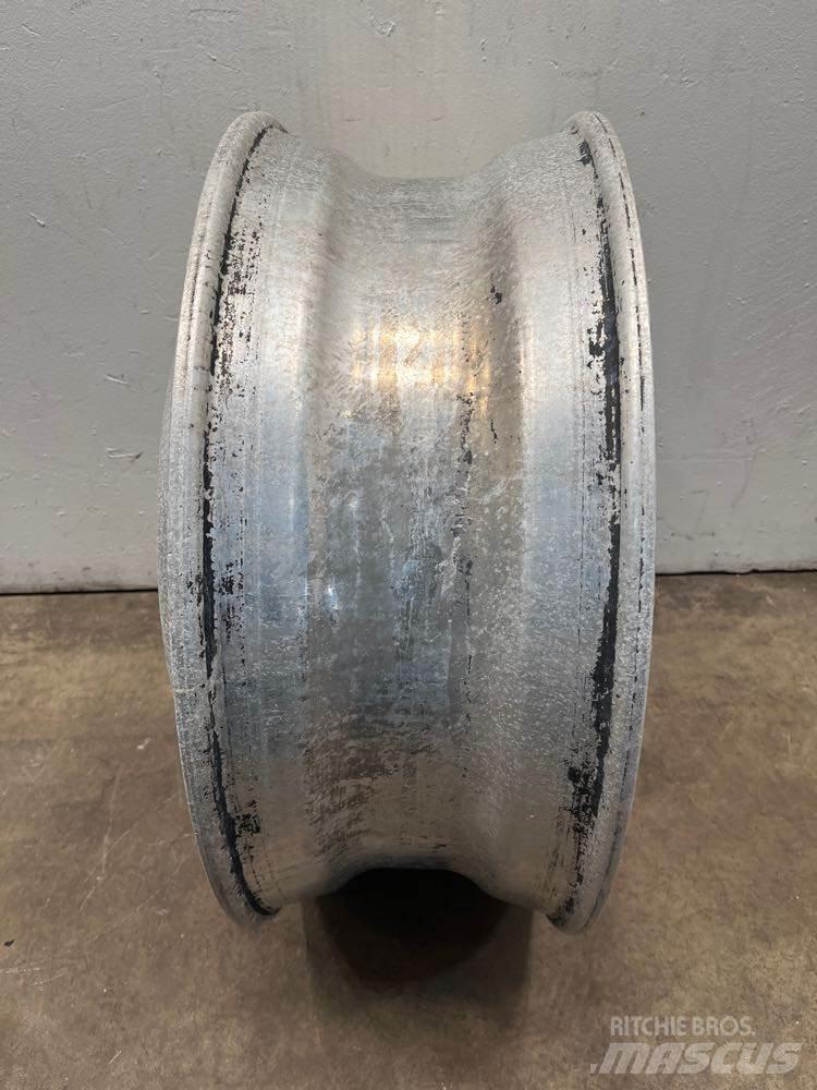 Alcoa  Гуми
