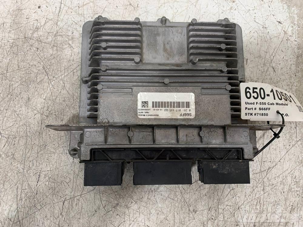 Ford F-550 Кабини
