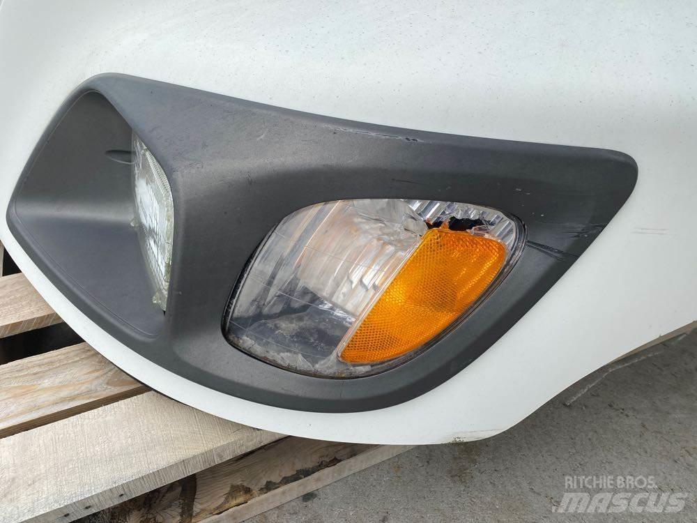 Hino 238 Кабини
