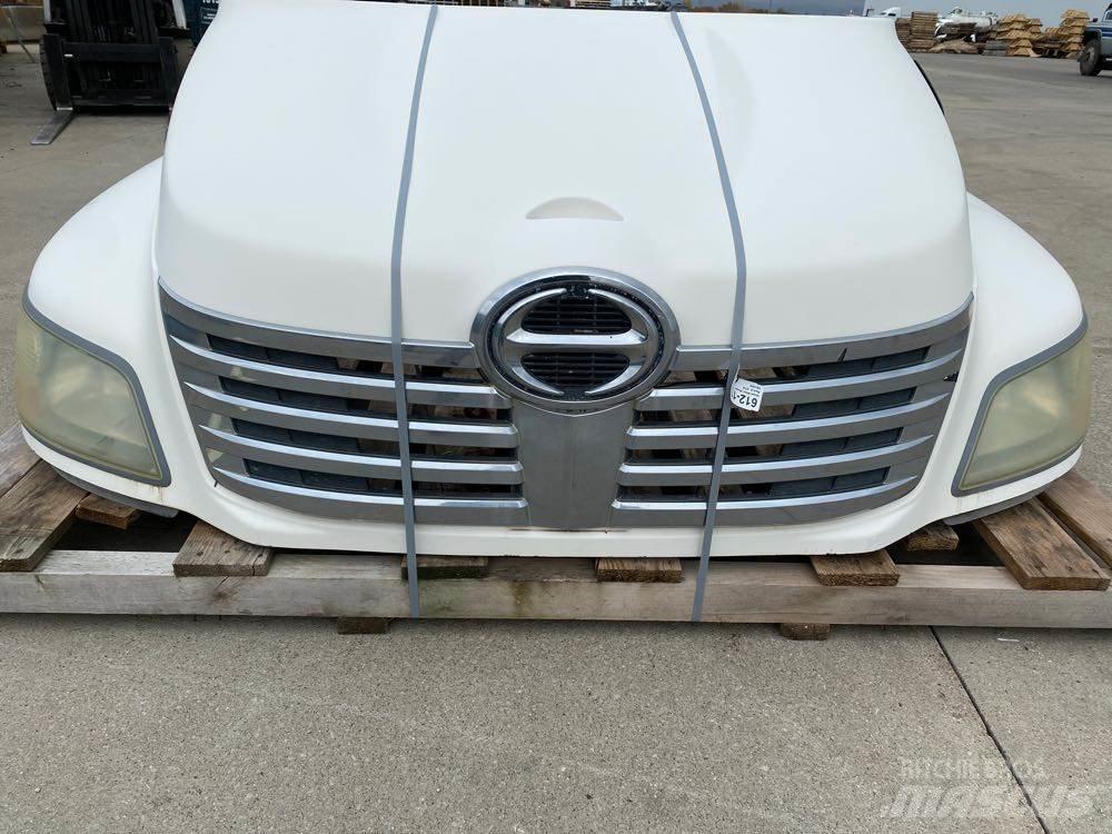 Hino 268 Кабини