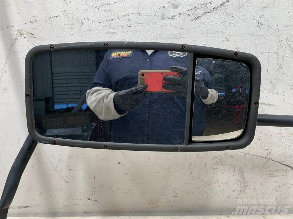 Isuzu NPR Транспорт - Други