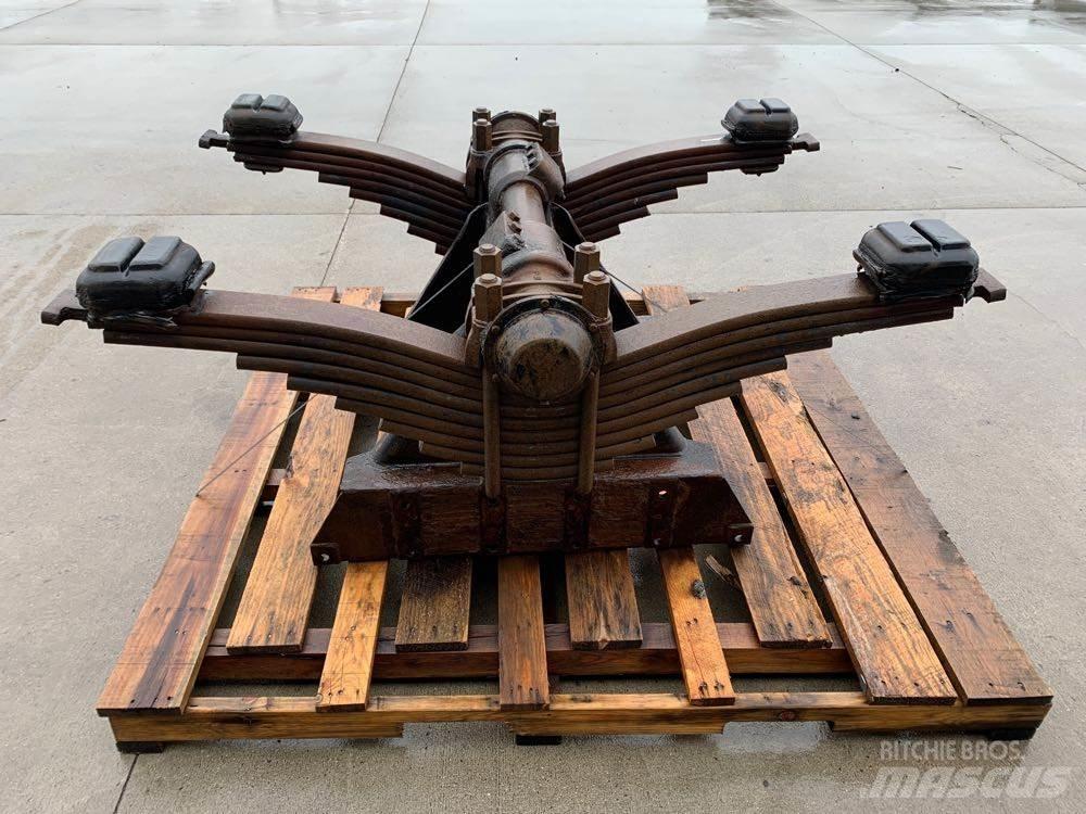 Mack CV713 Шаси