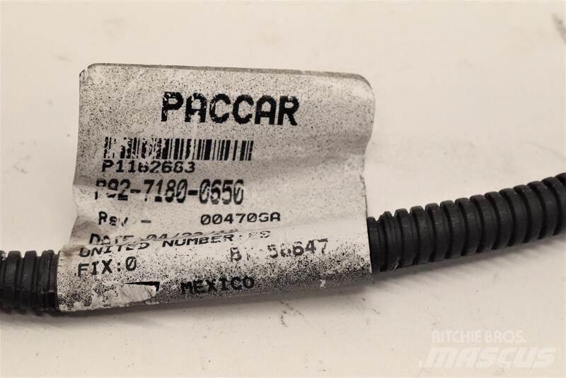 Paccar  Транспорт - Други