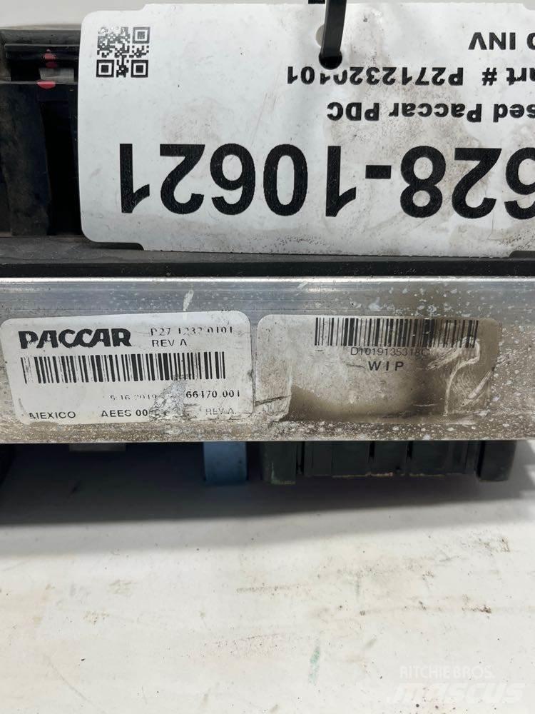 Paccar  Електроники