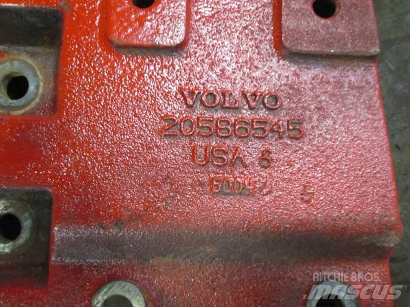 Volvo  Транспорт - Други