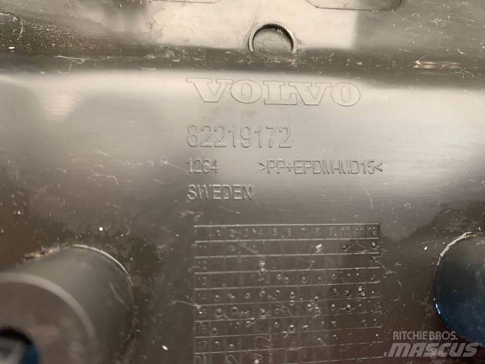 Volvo VNL Транспорт - Други