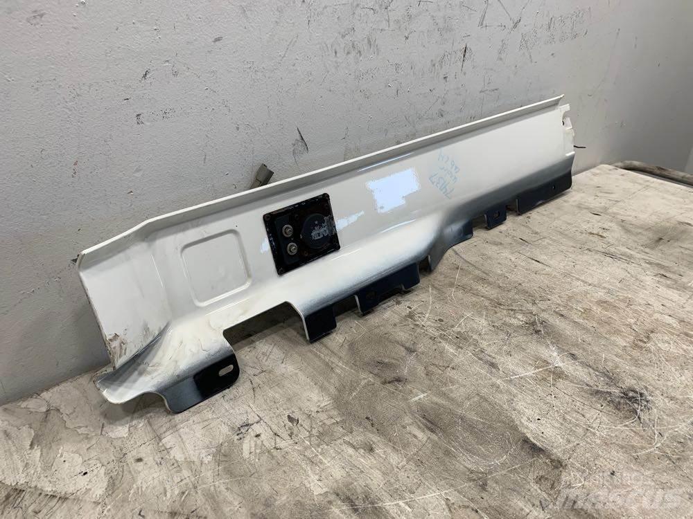 Volvo VNL Кабини