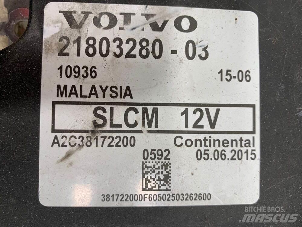 Volvo VNL Кабини