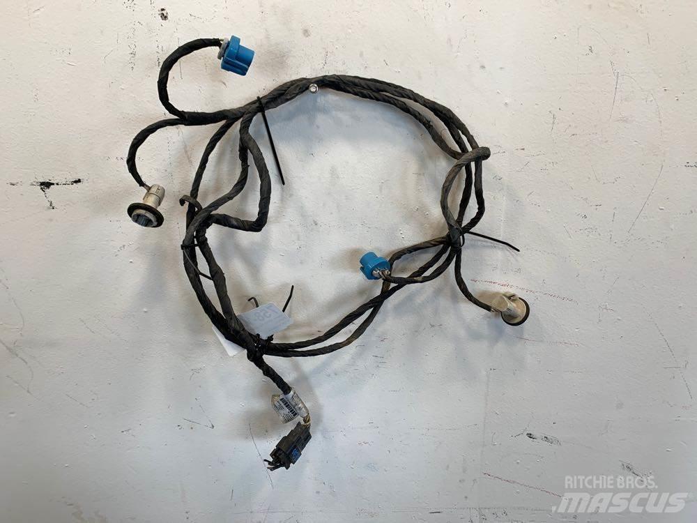 Volvo VNM Транспорт - Други