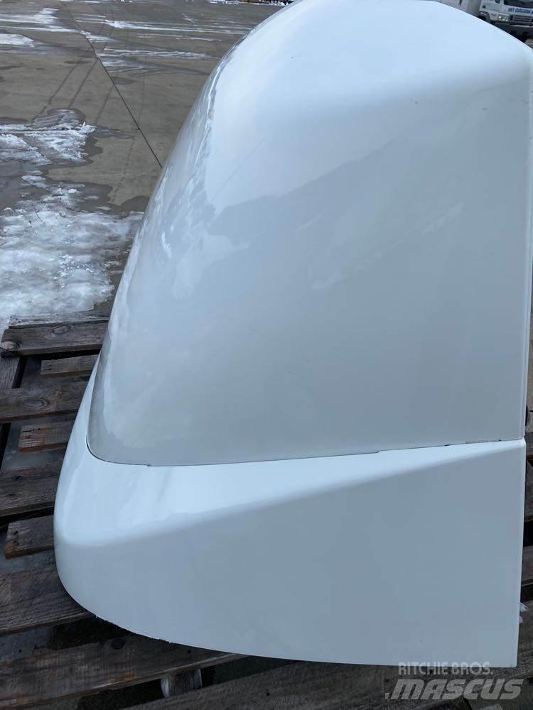 Volvo VNM Кабини