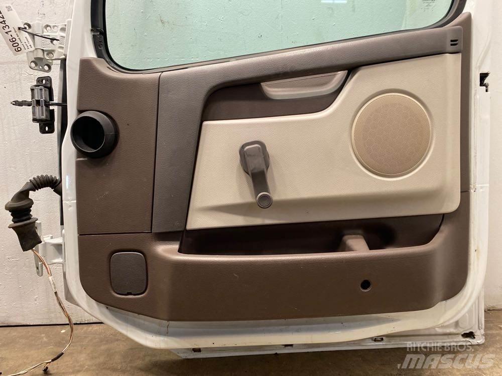 Volvo VNM Транспорт - Други