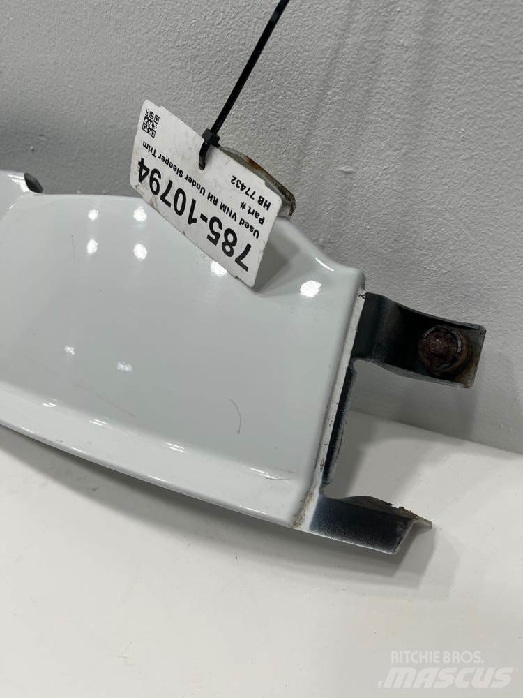 Volvo VNM Кабини
