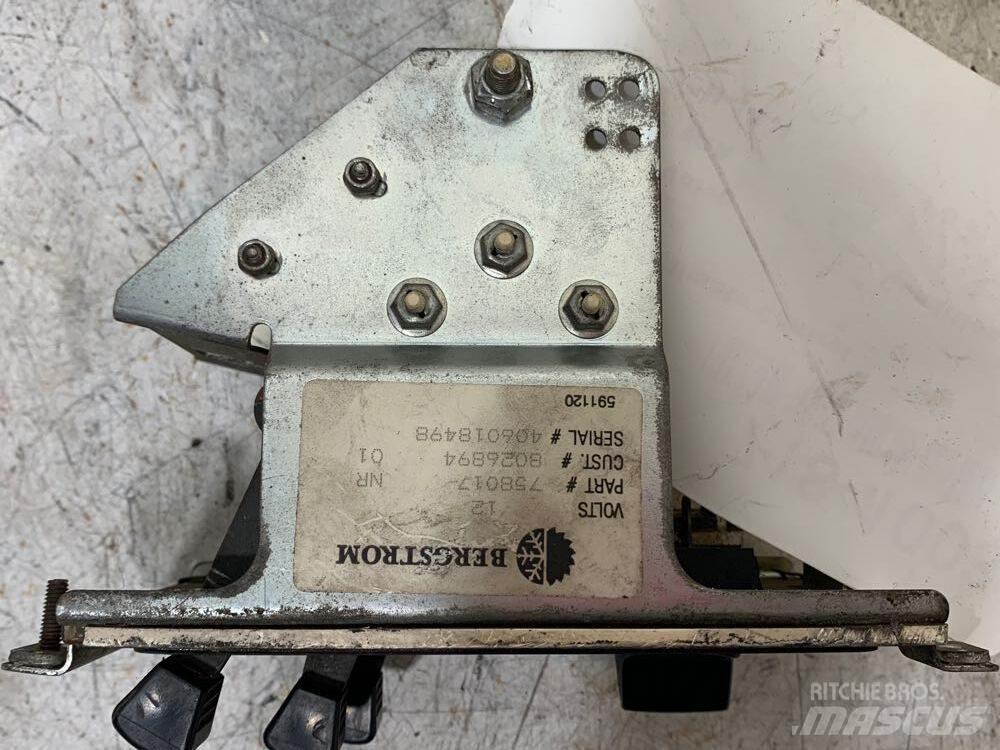 Volvo WIA Електроники
