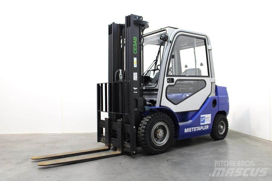 Cesab M 325 D Дизелови камиони