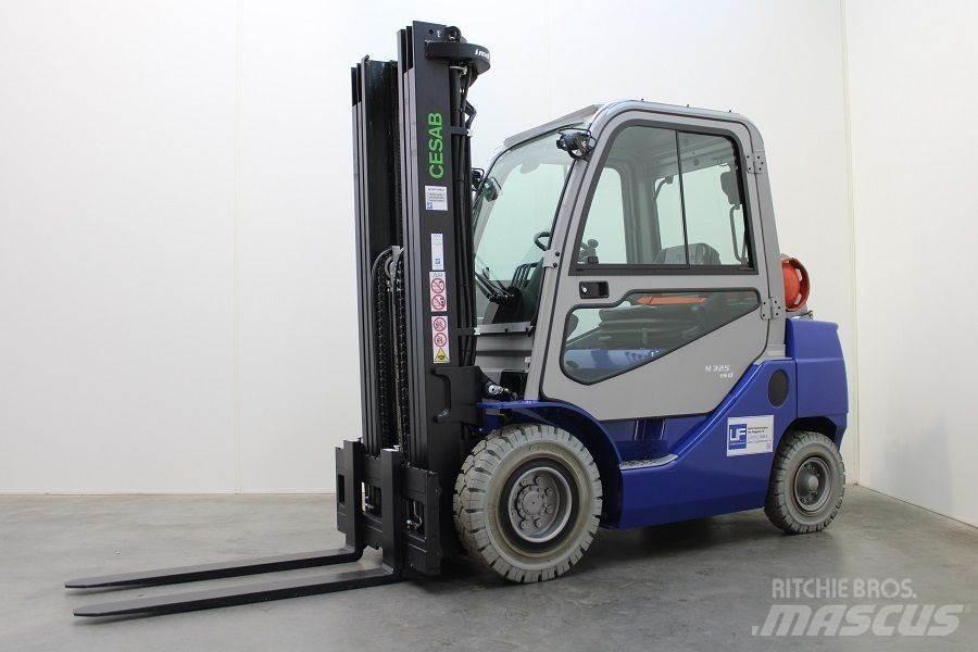 Cesab M 325 GV Камиони с АГУ