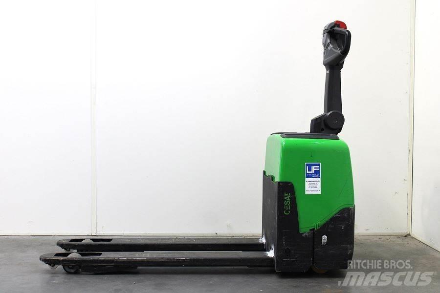 Cesab P113 Нископовдигач