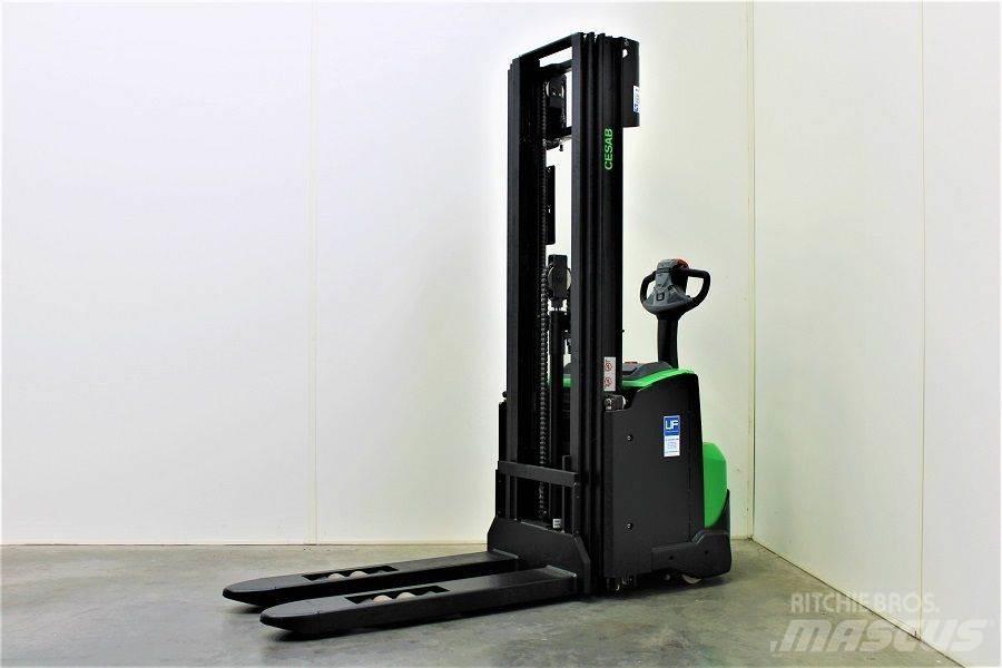 Cesab S 214 L / 445 Колички високоповдигачи с теглич