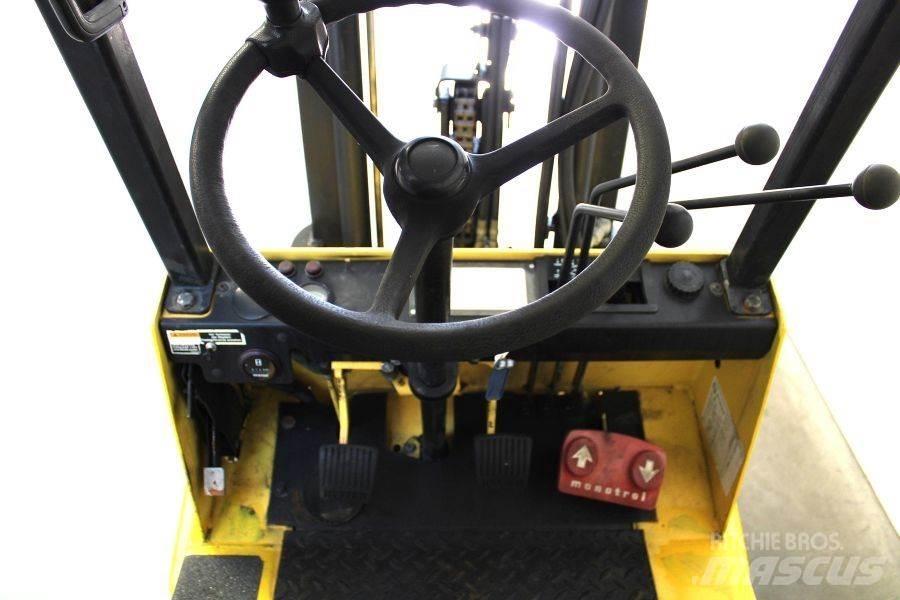 Hyster H 1.25 XL Камиони с АГУ