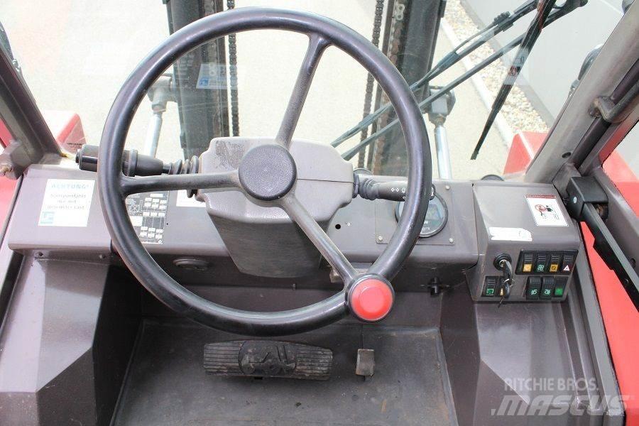 Manitou M 30-4 Камиони за херавни местности