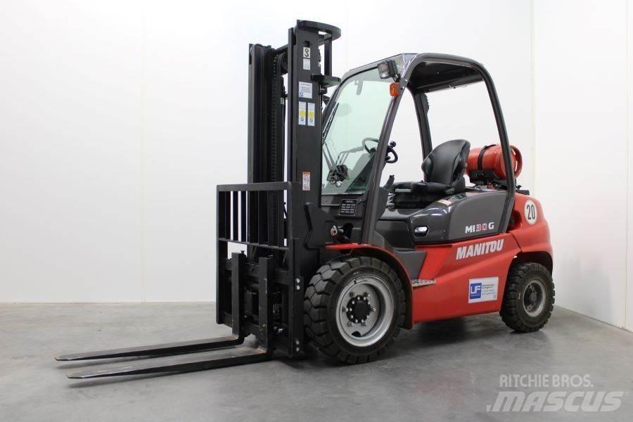 Manitou MI 30 G Камиони с АГУ