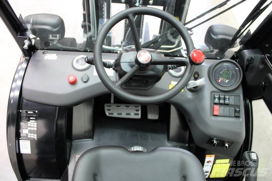 Manitou MSI 30 D Камиони за херавни местности