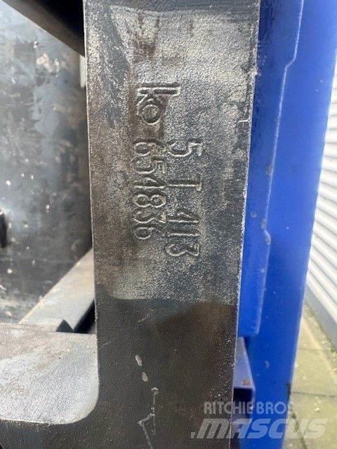 Kaup 5T 413 Стяги за бали