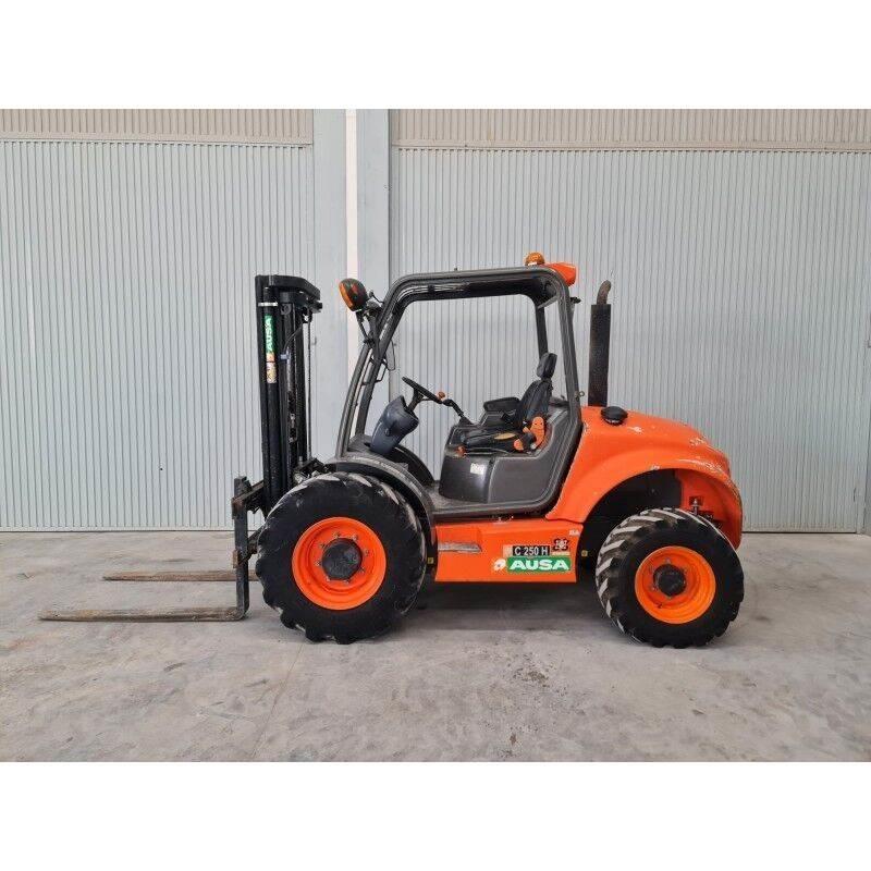 Ausa C250H Камиони за херавни местности