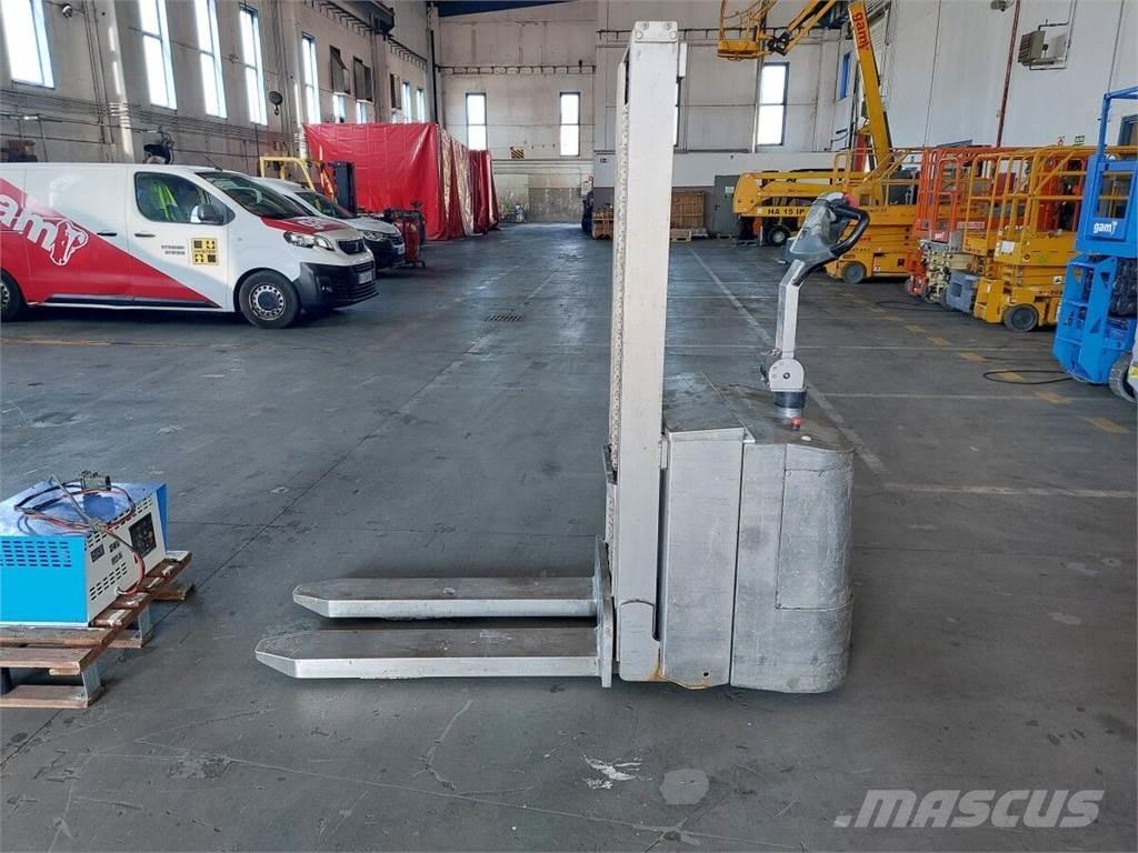 BT SWE120I Ръчни палетни товарачи