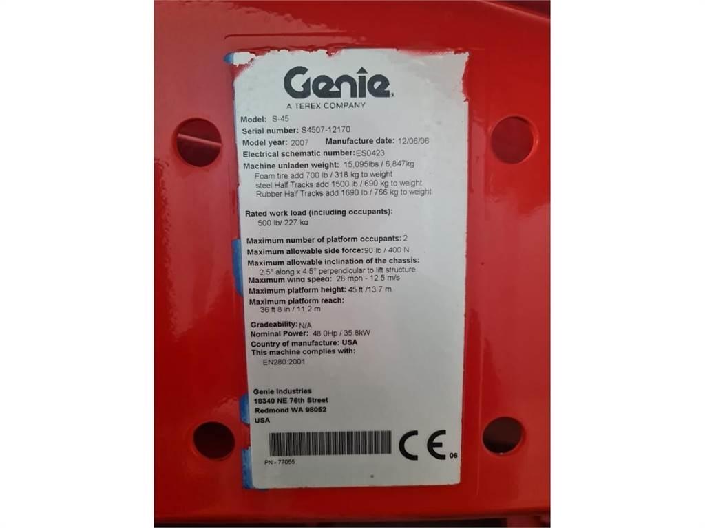 Genie S-45 Телескопични повдигачи
