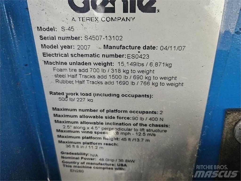 Genie S-45 Телескопични повдигачи
