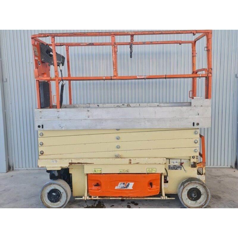 JLG 2630 ES Ножични работни платформи