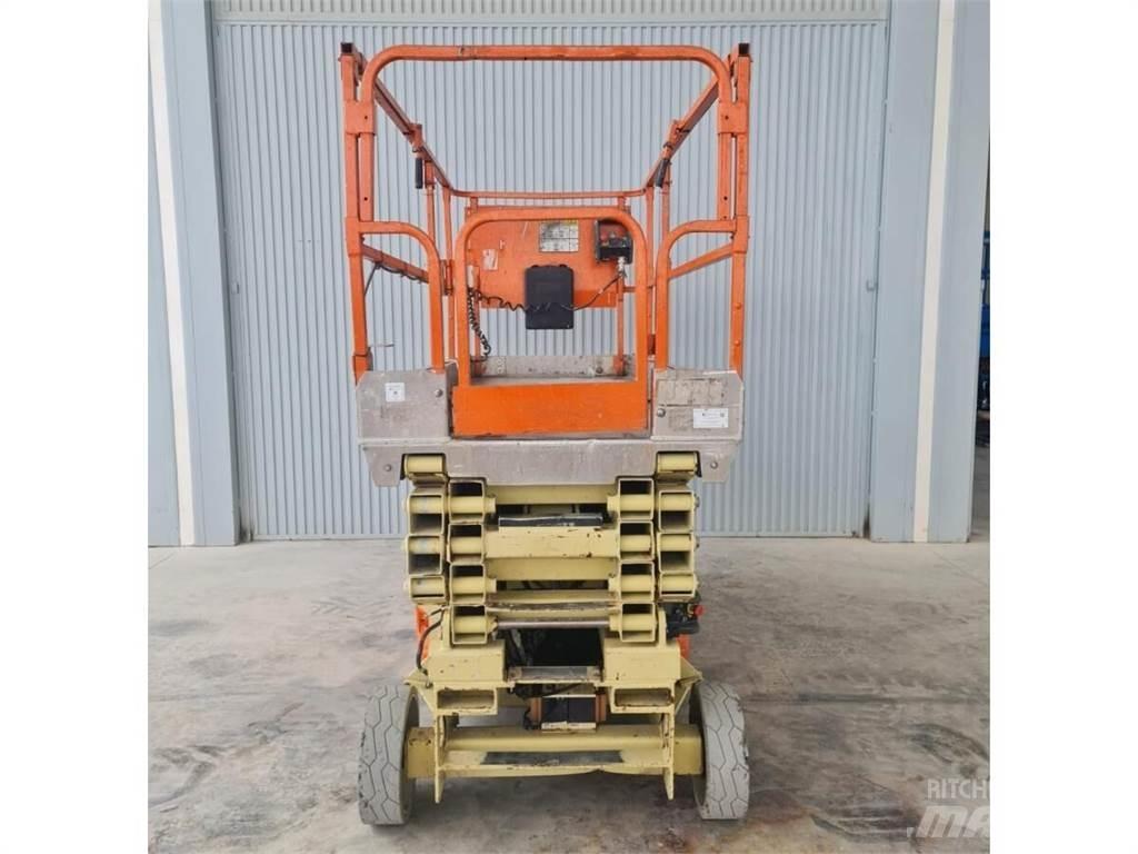 JLG 3246ES Ножични работни платформи