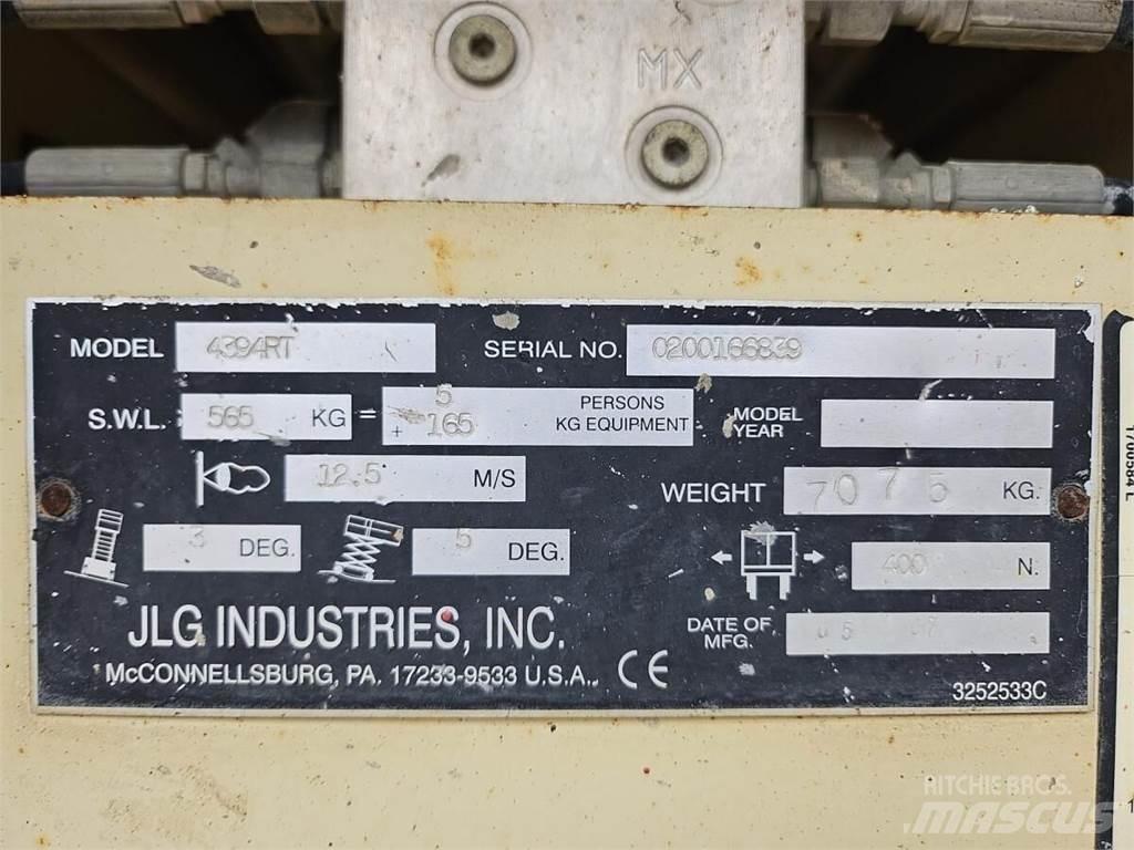 JLG 4394RT Ножични работни платформи