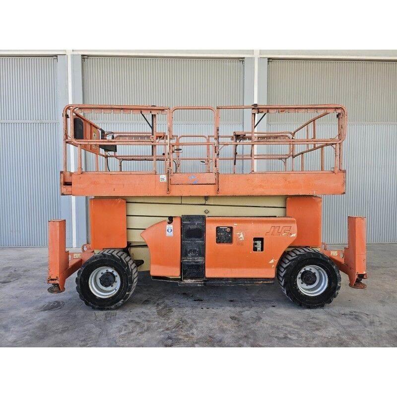 JLG 4394RT Ножични работни платформи